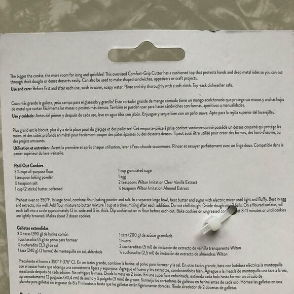 Wilton Comfort-Grip Purple Skull Skeleton Halloween Kitchen Metal Cookie Cutter - Picture 5 of 5